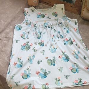 Southern Stitch White Floral & Cactus Tank Top With Fringe🌵💓🌵💓🌵💓🌵💓
